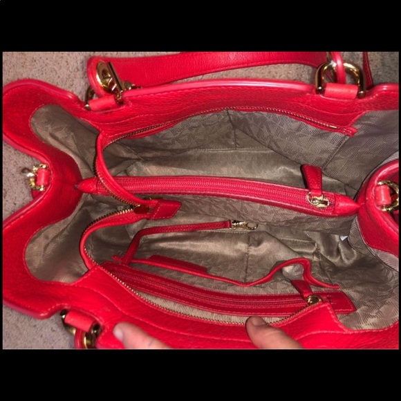 Michael Kors purse - Picture 2 of 5